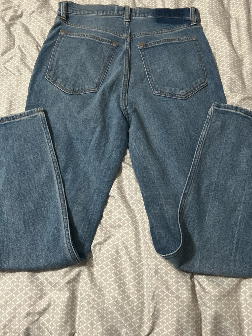 Abercrombie and Fitch Ankle Straight-Leg Ultra High Rise Blue Jeans - Picture 5 of 6